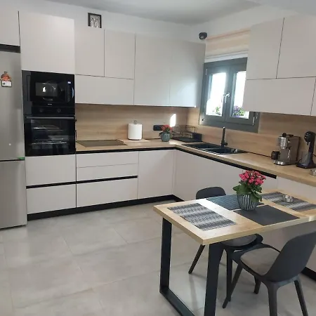 Velania House 2 Apartamento