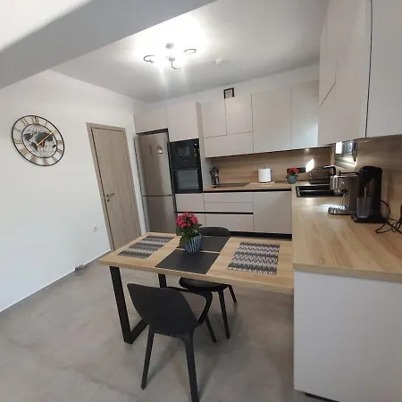 Velania House 2 Apartamento *